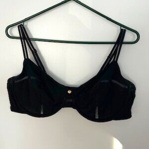 Natori Bra  Underwire Size 40C Black